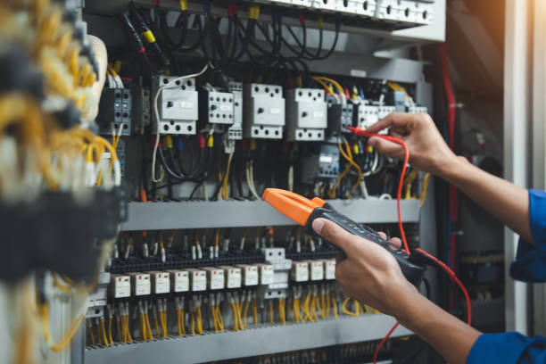 Best Commercial Electrician Services  in Navarre, OH