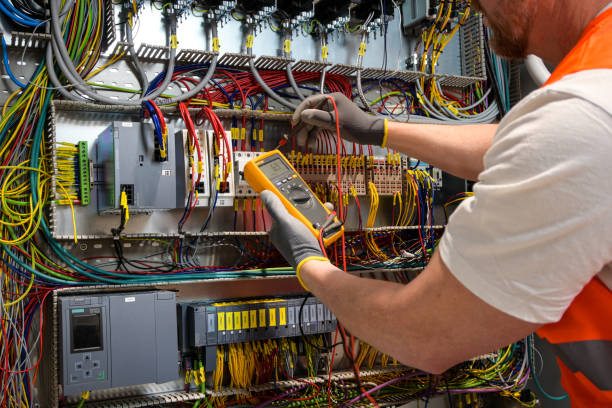 Best Circuit Breaker Repair  in Navarre, OH