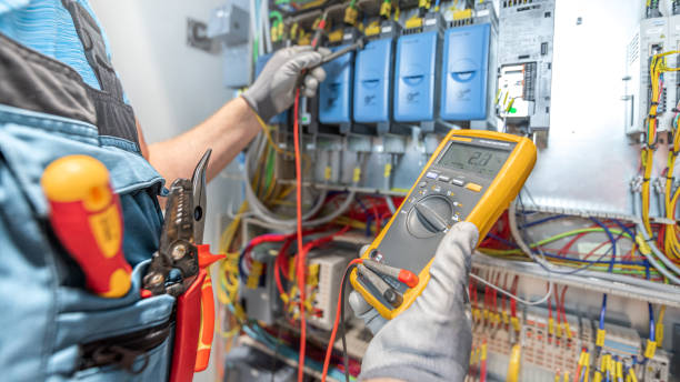 Best Circuit Breaker Repair  in Navarre, OH